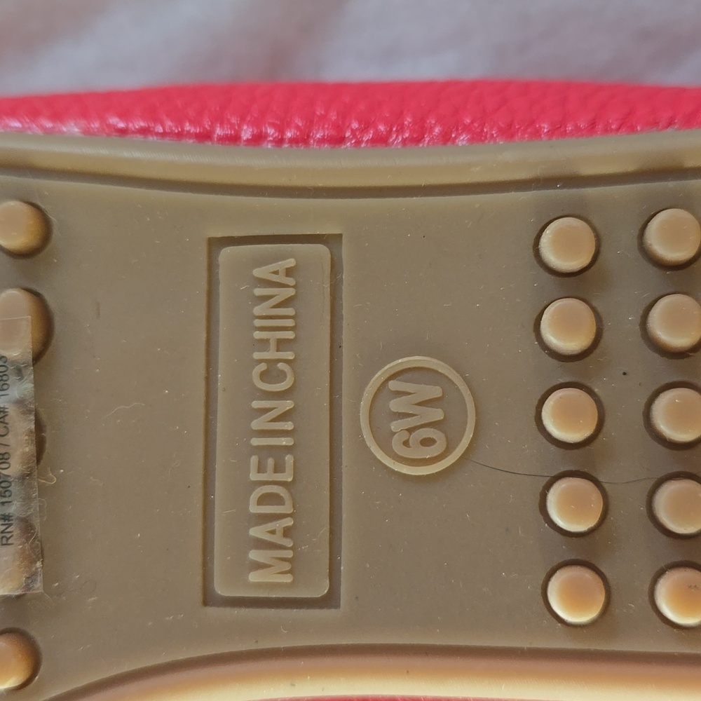 New Cushion Walk by Avon Red Moccasins size 6W. Super Comfy, Super Cute! - Picture 8 of 8